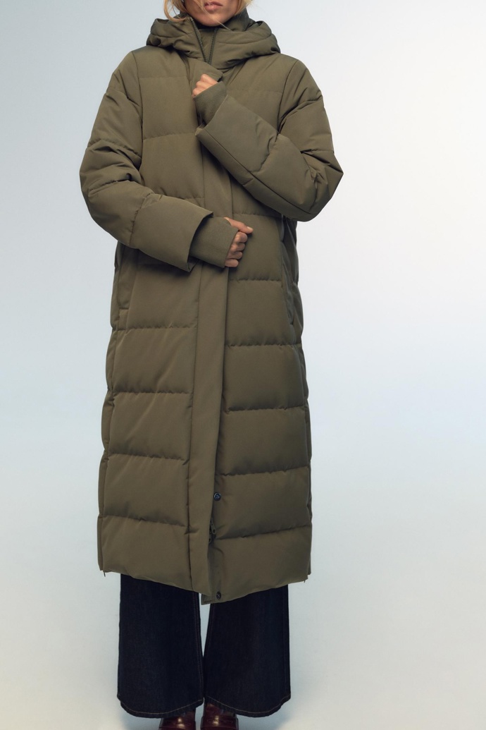 Zara, 2599 Kč
Zara, 2599 Kč