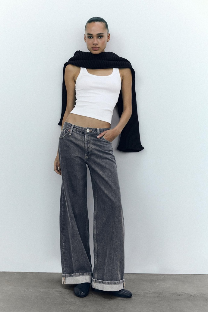 Zara, 999 Kč
Zara, 999 Kč