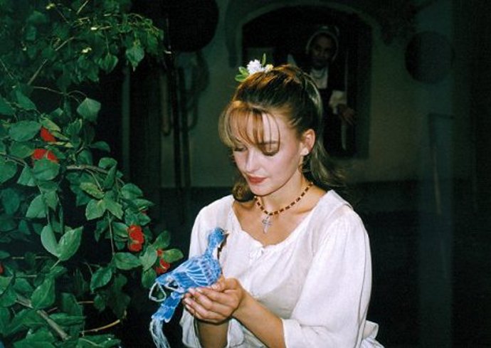 Andrea Černá v pohádce O modrém ptáčku z roku 1998
