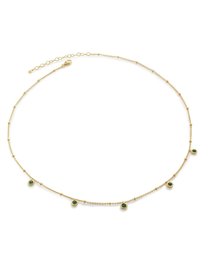 Krátký náhrdelník Onyx Mini gem choker necklace, Monica Vinader, 178 eur
