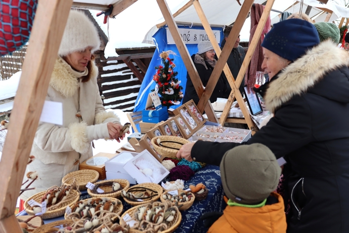 Adventní jarmark na Veselém kopci (2023)
Adventní jarmark na Veselém kopci (2023)