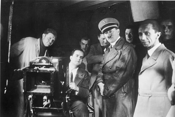 Joseph Goebbels s Adolfem Hitlerem a filmaři
