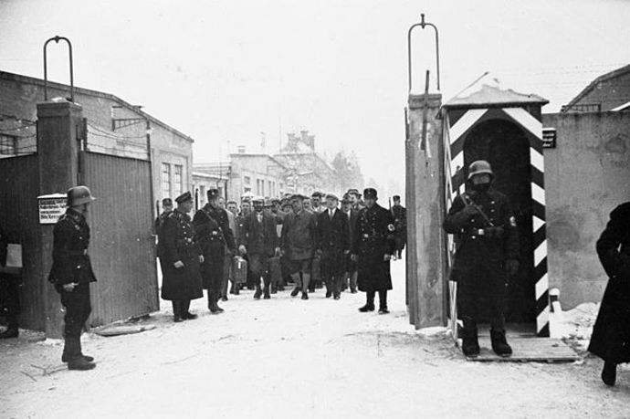 Zima v Dachau
