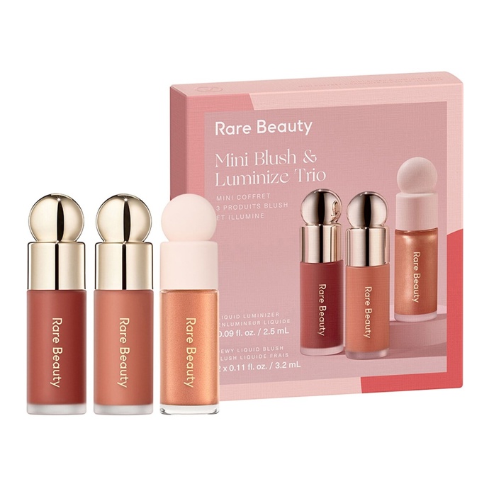 Mini tvářenka a rozjasňovač Mini Blush & Luminize Trio, Rare Beauty, 990 Kč
