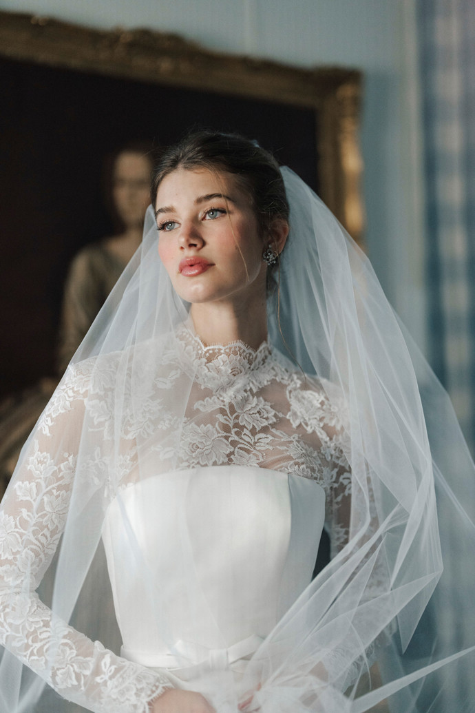 Anne Barge bridal
Anne Barge bridal