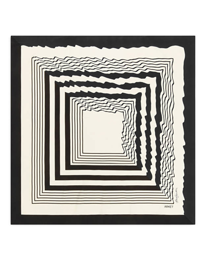 Šátek Penny Martin and ARKET Printed Silk Scarf, Arket, 59 eur
Šátek Penny Martin and ARKET Printed Silk Scarf, Arket, 59 eur