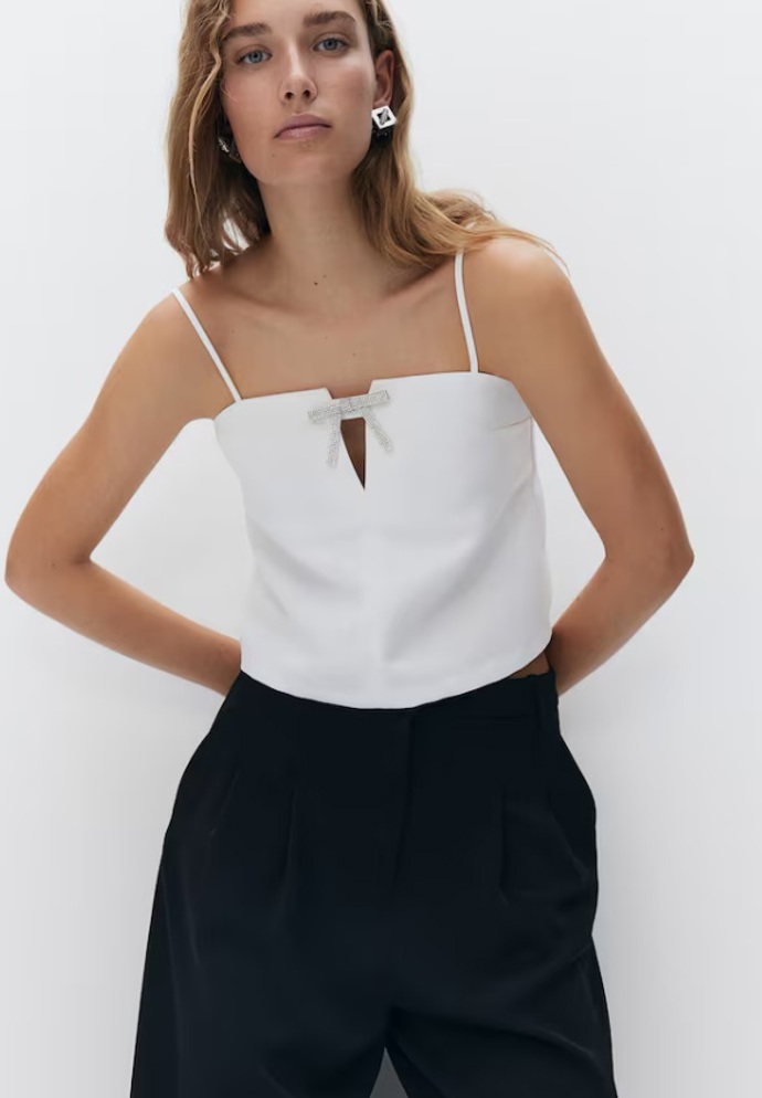 Top na ramínka s mašlí, H&M, 309 Kč
