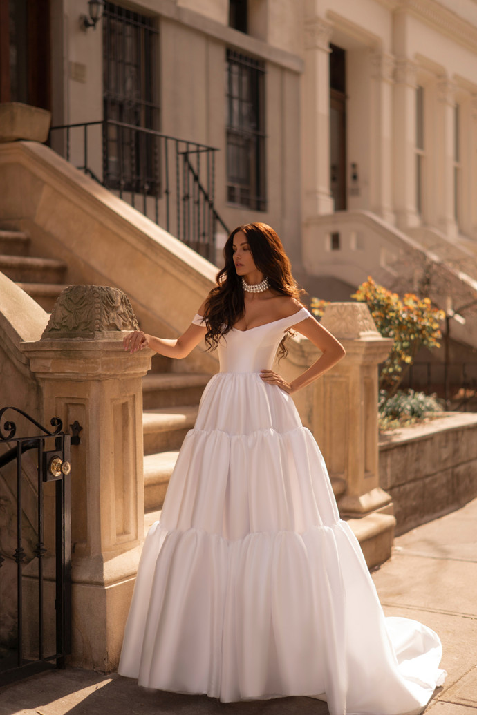 Berta bridal
Berta bridal
