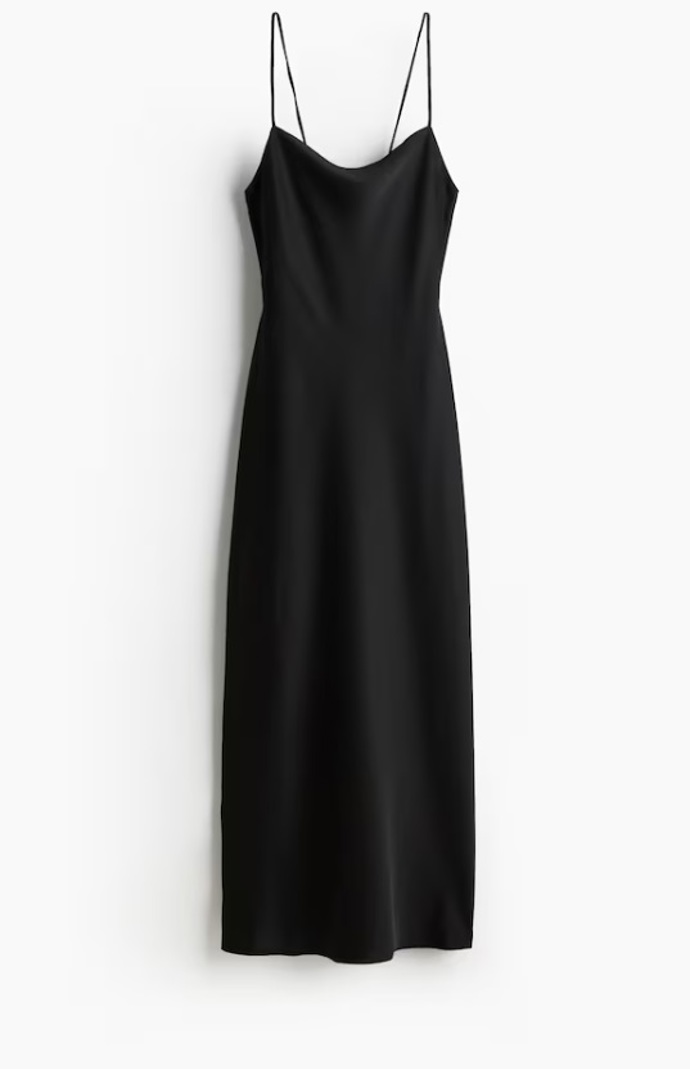 Šaty na ramínka s vázacím detailem, H&M, 719 Kč
