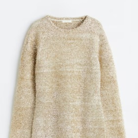 Třpytivé šaty s průstřihy, H&M, 499 Kč
