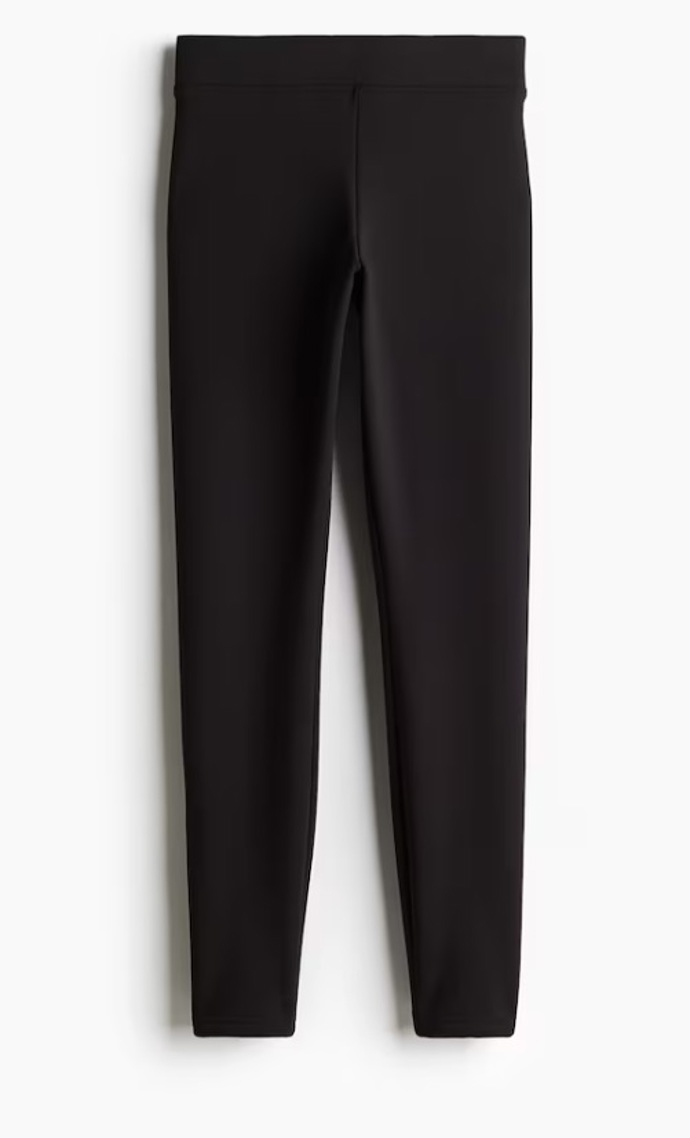 Hřejivé sportovní legíny, H&M, 719 Kč
