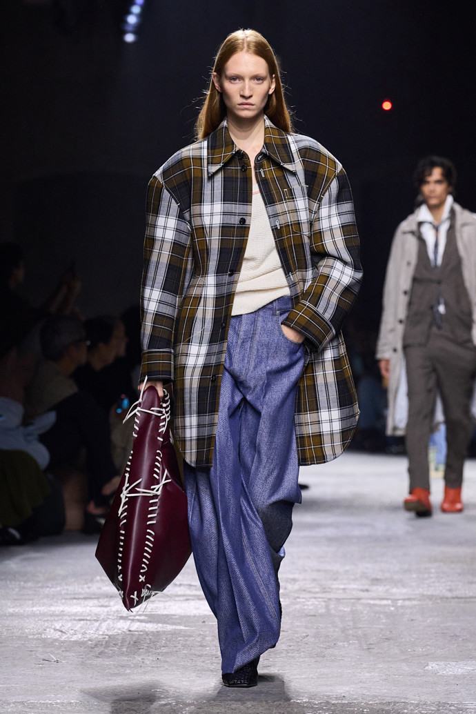 Bottega Veneta jaro/léto 2025
Bottega Veneta jaro/léto 2025