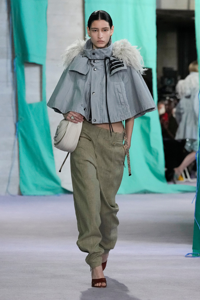 Burberry jaro/léto 2025
