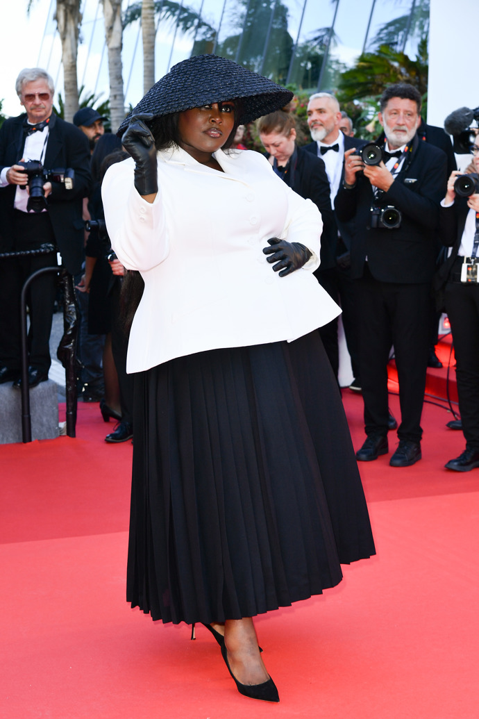 Yseult v Cannes v modelu Dior
