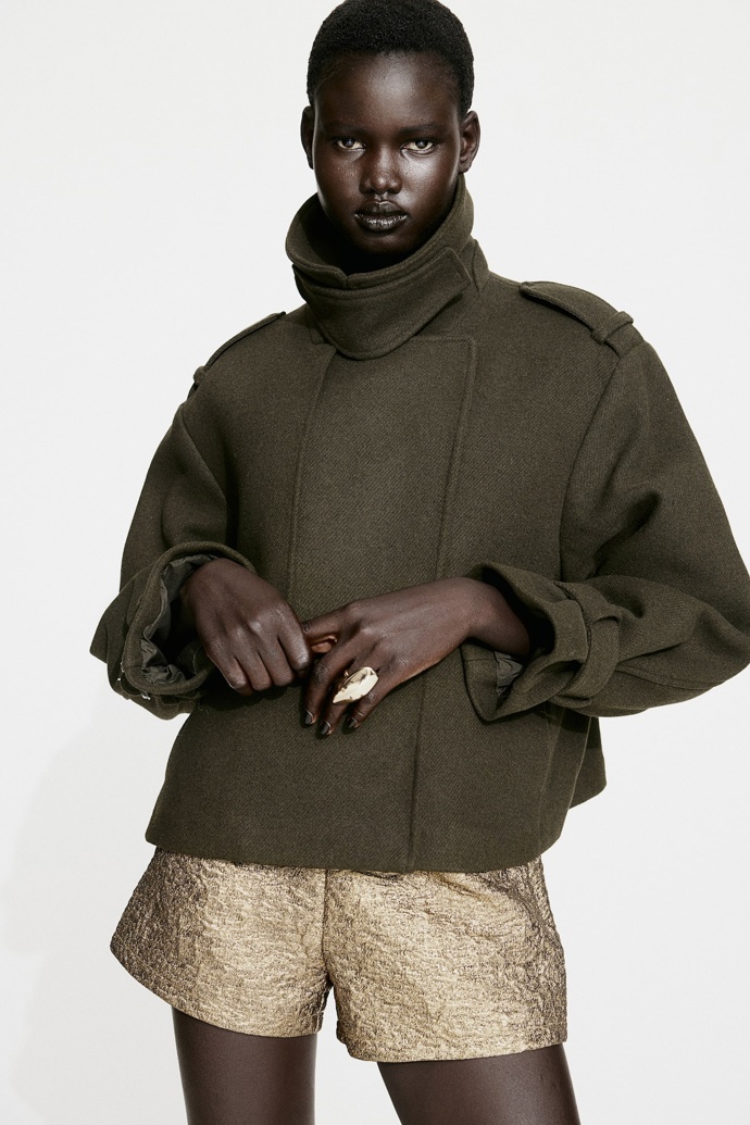 H&M, 1199 Kč
H&M, 1199 Kč