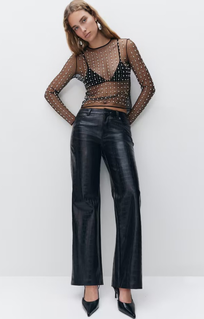 Kalhoty s povrchovou úpravou, H&M, 959 Kč
