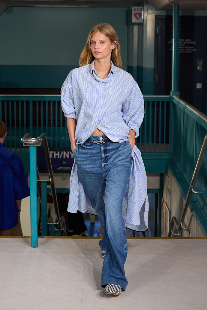Tommy Hilfiger jaro/léto 2025
Tommy Hilfiger jaro/léto 2025