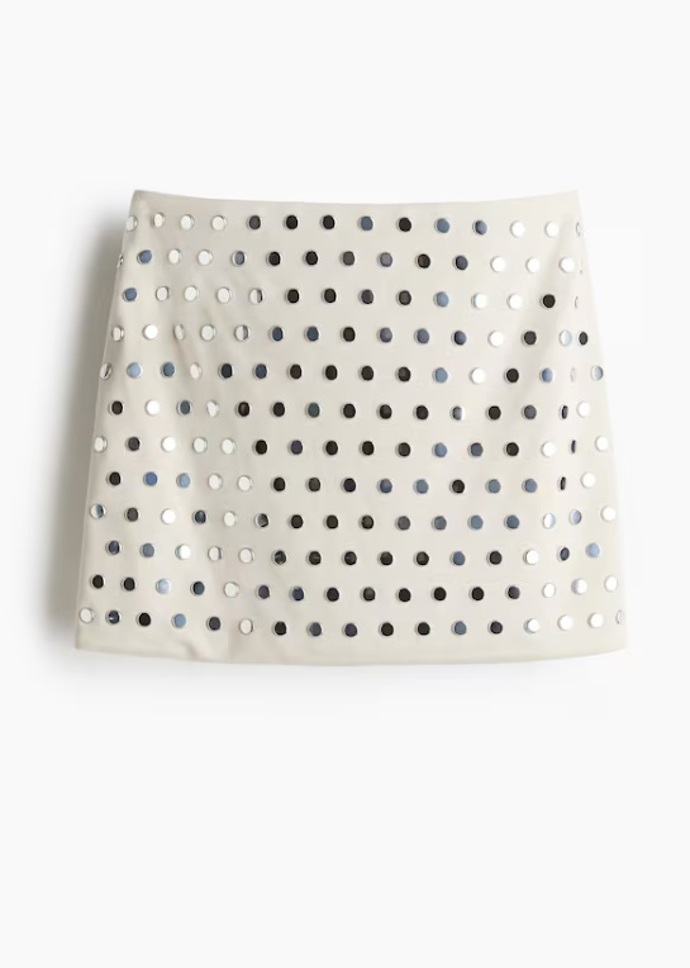 Minisukně s cvočky, H&M, 719 Kč
