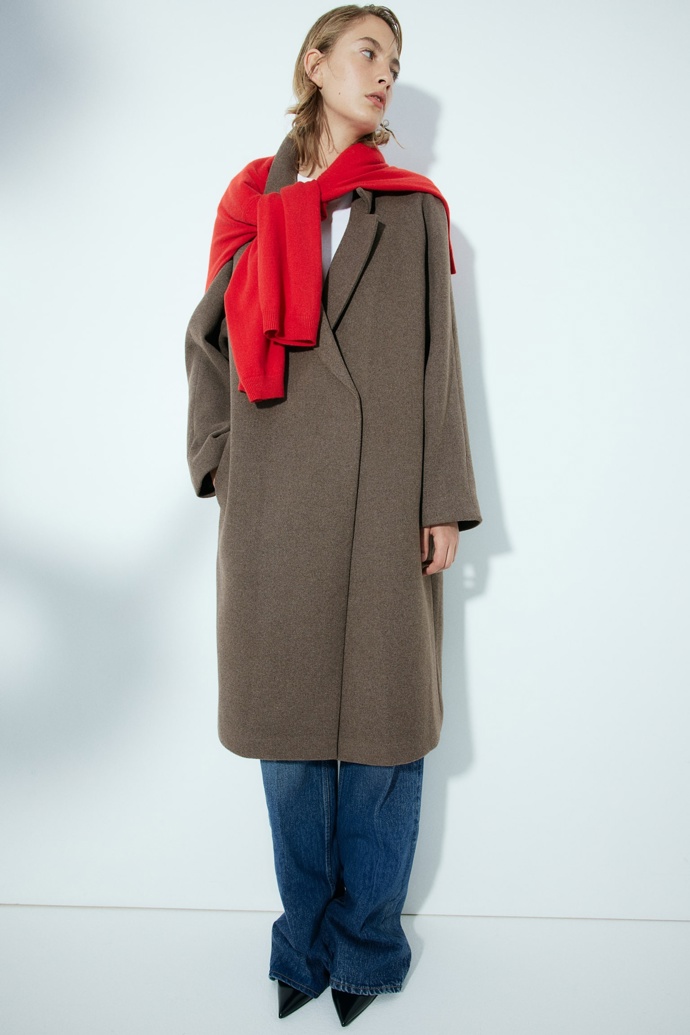 Kabát, H&M, 1459 Kč
Kabát, H&M, 1459 Kč
