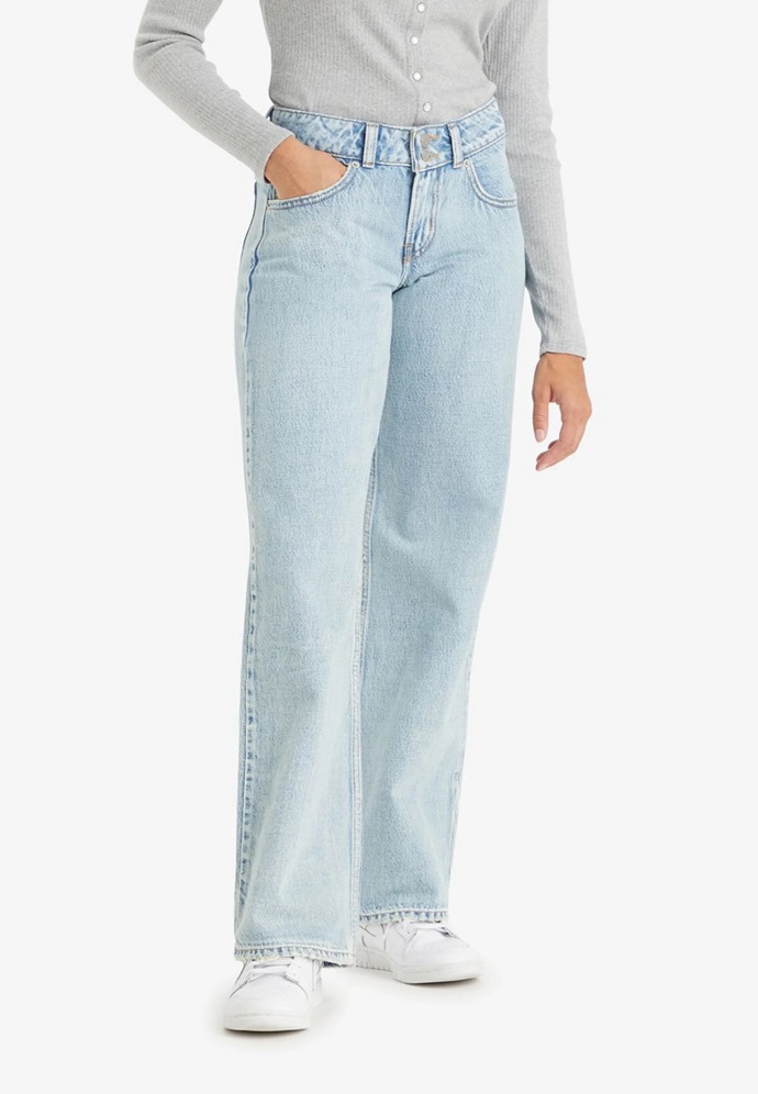 Džíny, Levi's, 1536 Kč (původně 1920 Kč)
Džíny, Levi's, 1536 Kč (původně 1920 Kč)
