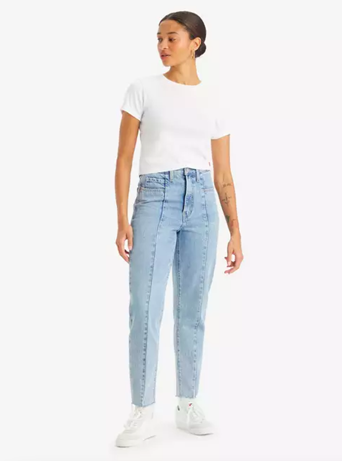 Levi’s, 2299 Kč
Levi’s, 2299 Kč