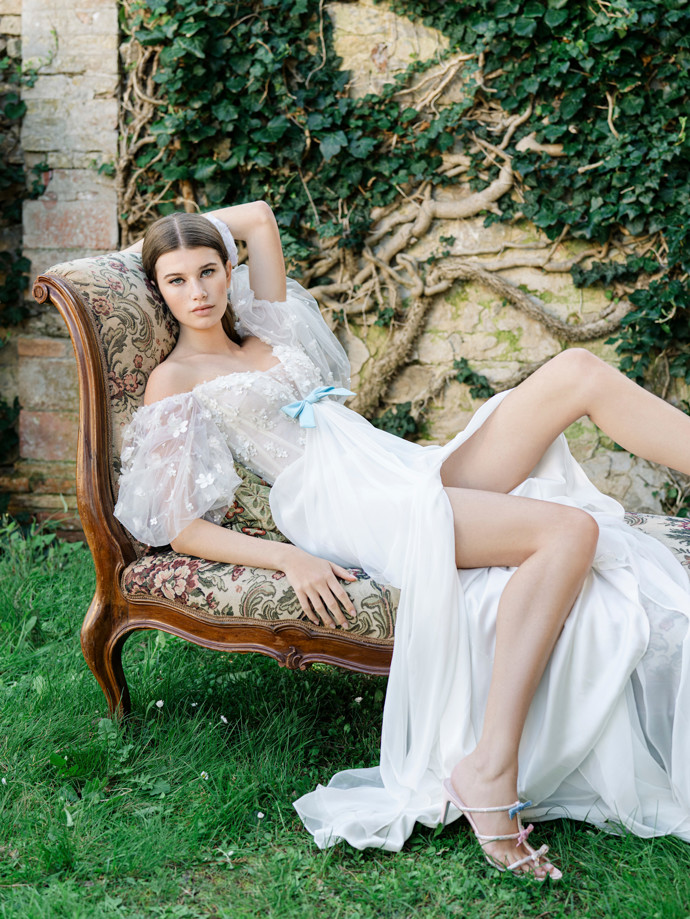 Lhuillier Bliss bridal
Lhuillier Bliss bridal