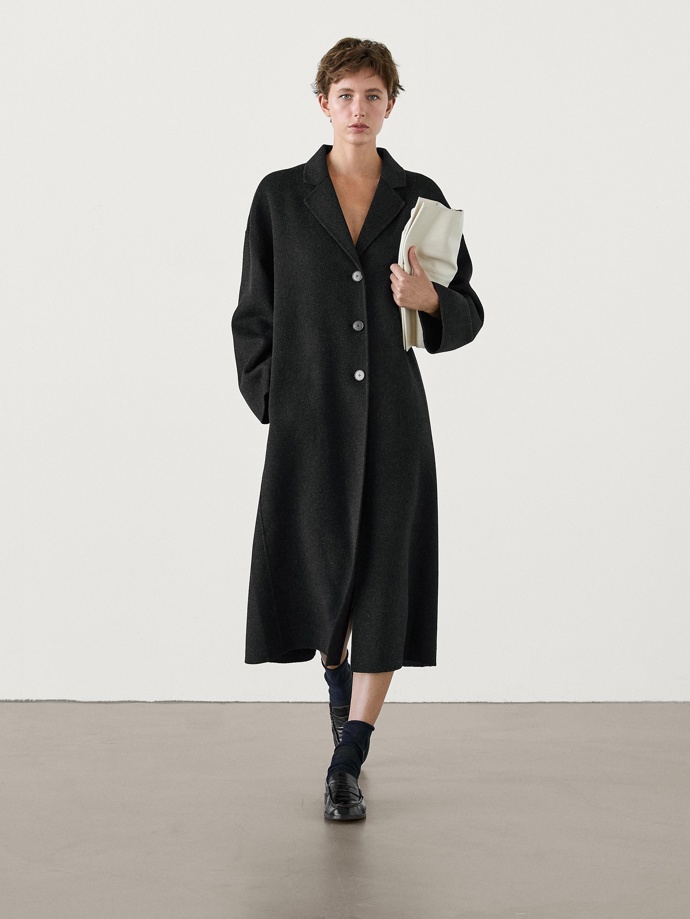 Massimo Dutti, 7999 Kč

