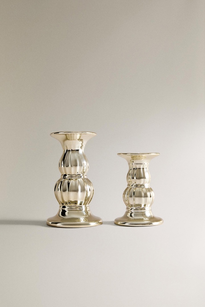 Metalické svícny, Zara Home, 299 Kč a 229 Kč
