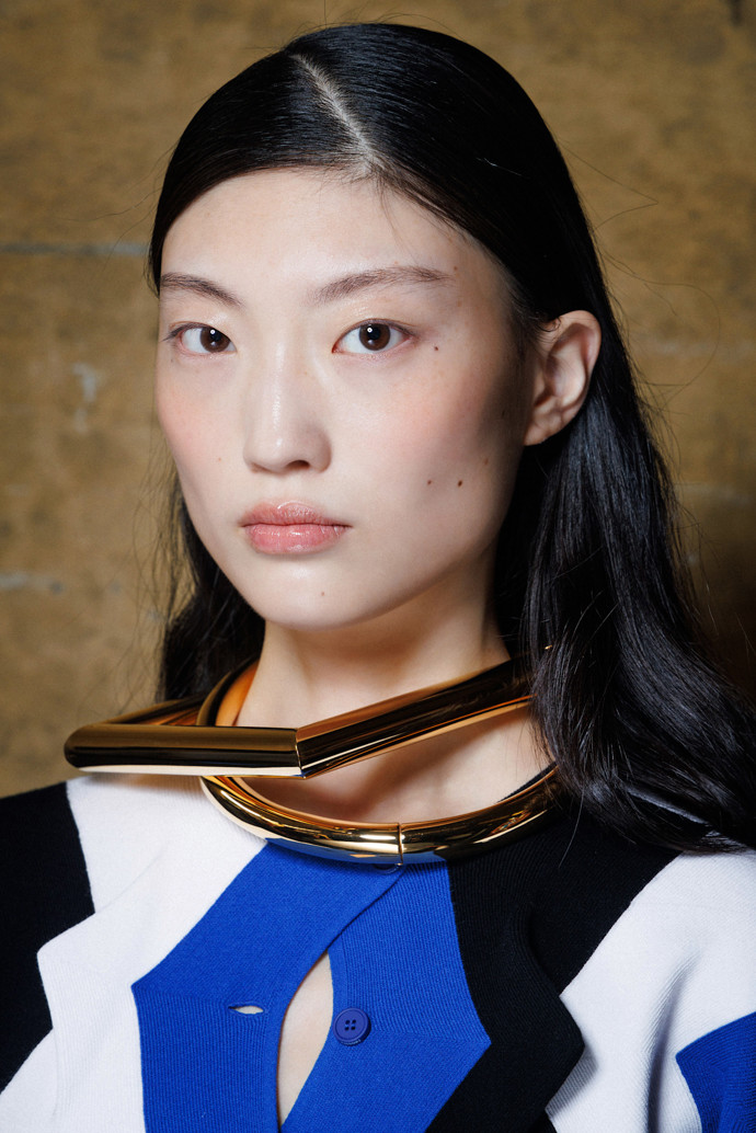 Beauty trendy 2025
Beauty trendy 2025