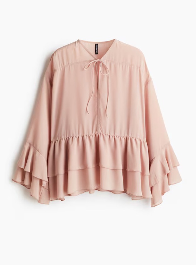 Šifonová halenka s volánky, H&M, 479 Kč
