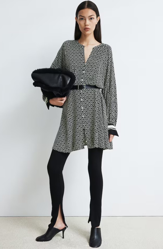 Šaty s dlouhým rukávem, H&M, 599 Kč
Šaty s dlouhým rukávem, H&M, 599 Kč