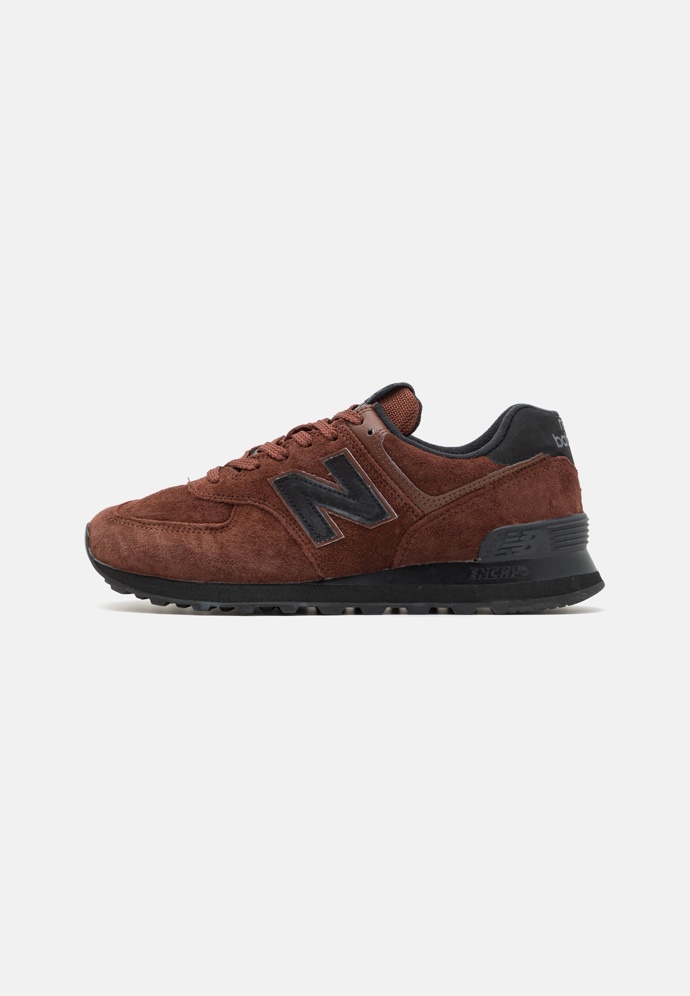 New Balance, 3249 Kč
