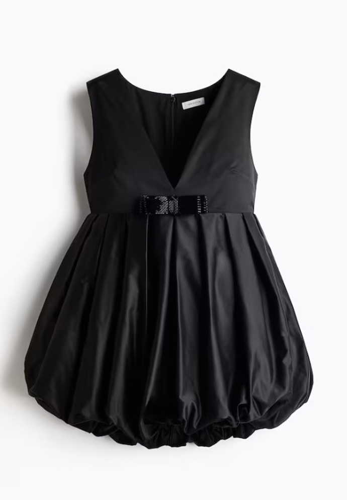 Minišaty, H&M, 1 459 Kč
Minišaty, H&M, 1 459 Kč