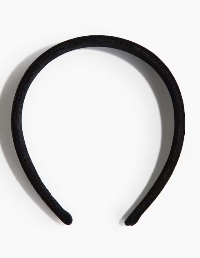 Sametová čelenka do vlasů, H&M, 239 Kč
