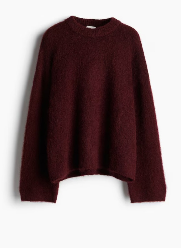 Oversized svetr z mohérové směsi, H&M, 2 199 Kč
