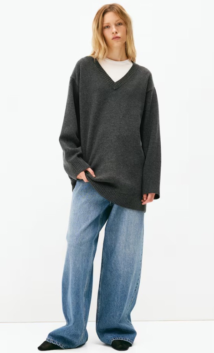 Pletené šaty s výstřihem do V, H&M, 839 Kč
Pletené šaty s výstřihem do V, H&M, 839 Kč
