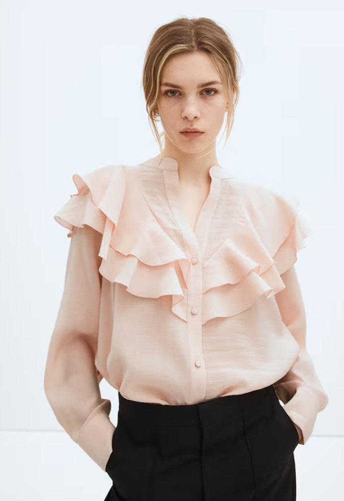 Volánková halenka, H&M, 719 Kč
