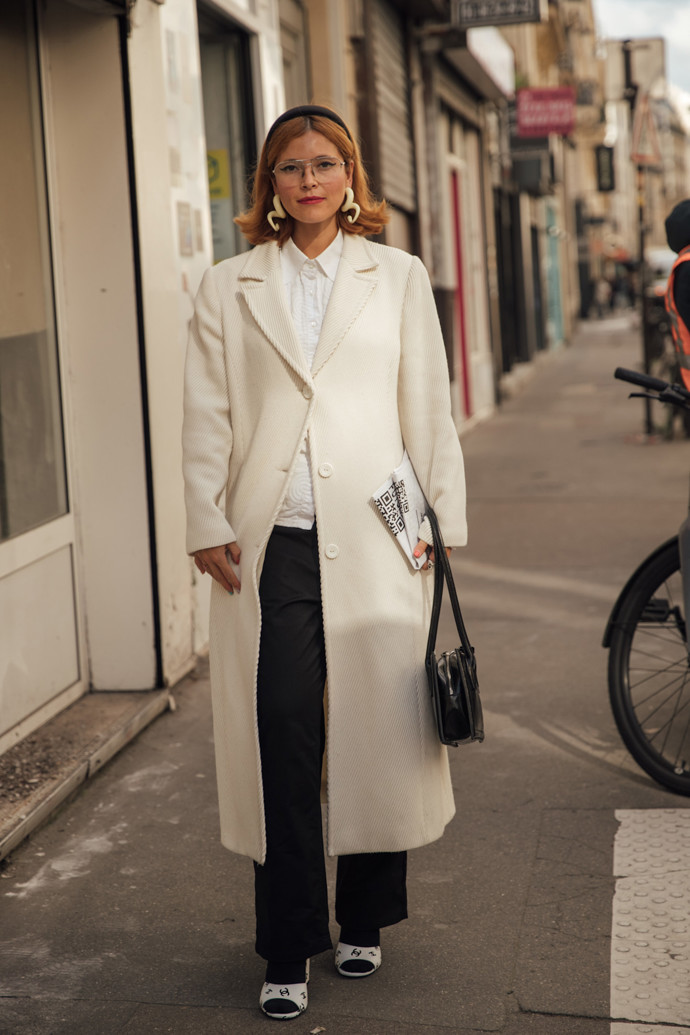 Bella Hadid čelenka, street style.
Bella Hadid čelenka, street style.