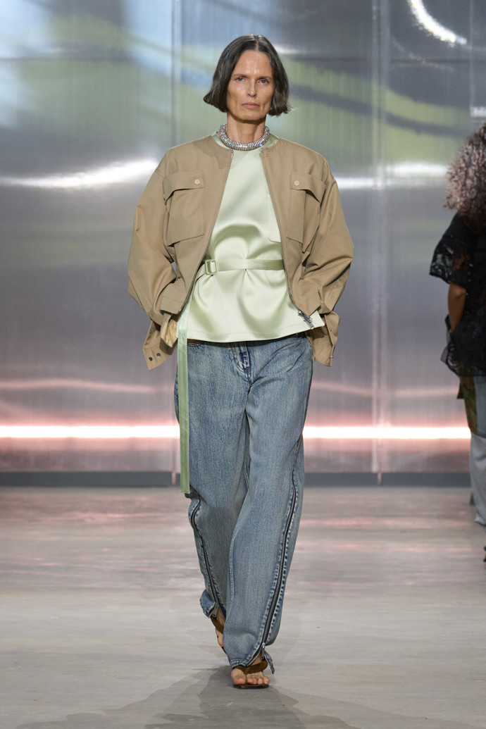 Phillip Lim jaro/léto 2025
Phillip Lim jaro/léto 2025