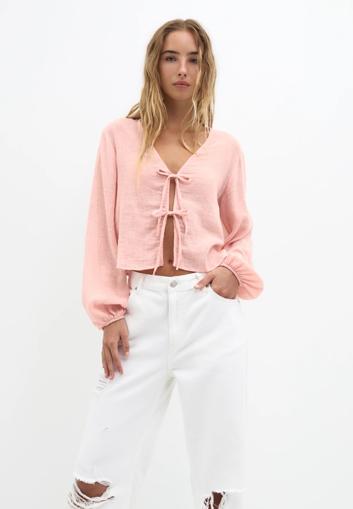 Halenka, Pull&Bear, 699 Kč
