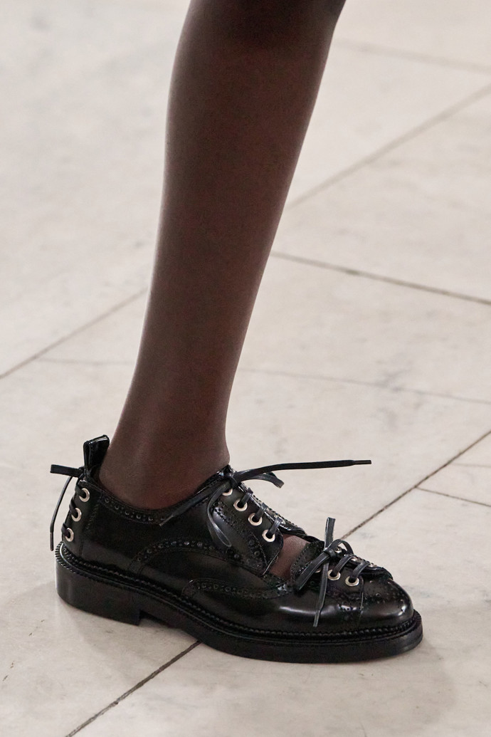 Simone Rocha jaro/léto 2025
