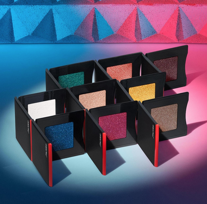 Oční stíny Powder Gel Eyeshadow, 790 Kč

 
