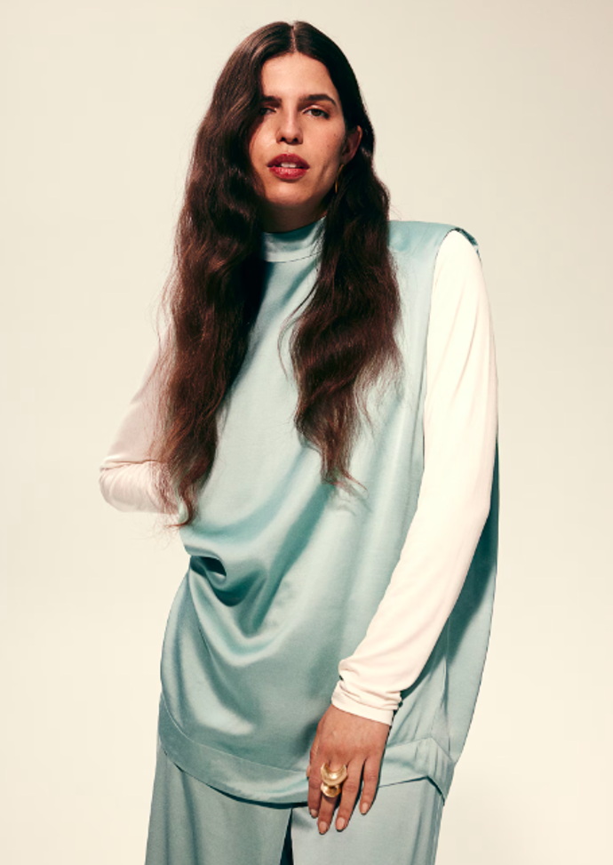 Saténová halenka, H&M, 719 Kč
Saténová halenka, H&M, 719 Kč