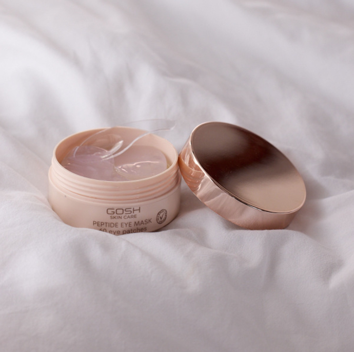 GOSH Peptide Eye Mask Eye patches neboli expresní náplasti pod oči si poradí s otoky, tmavými kruhy, jemnými linkami i vráskami. 649 Kč
