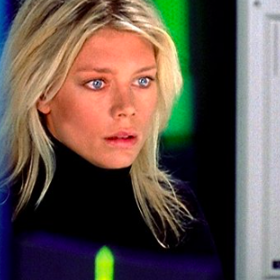 Peta Wilson v seriálu Brutální Nikita
