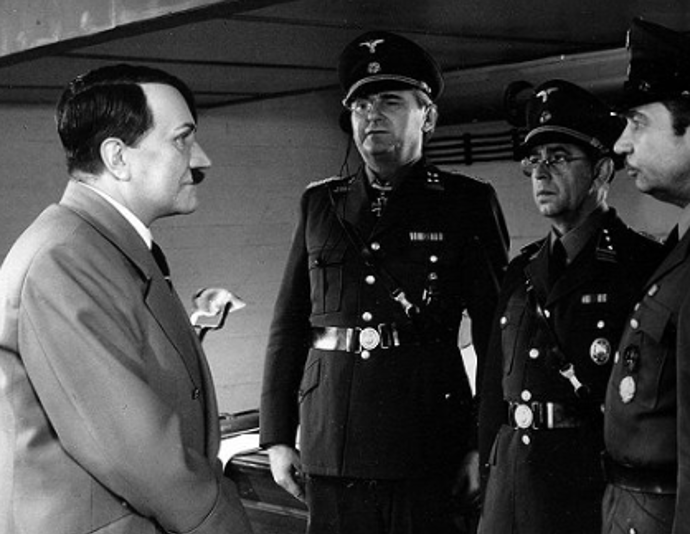 František Vicena ve filmu Zítra vstanu a opařím se čajem
František Vicena ve filmu Zítra vstanu a opařím se čajem