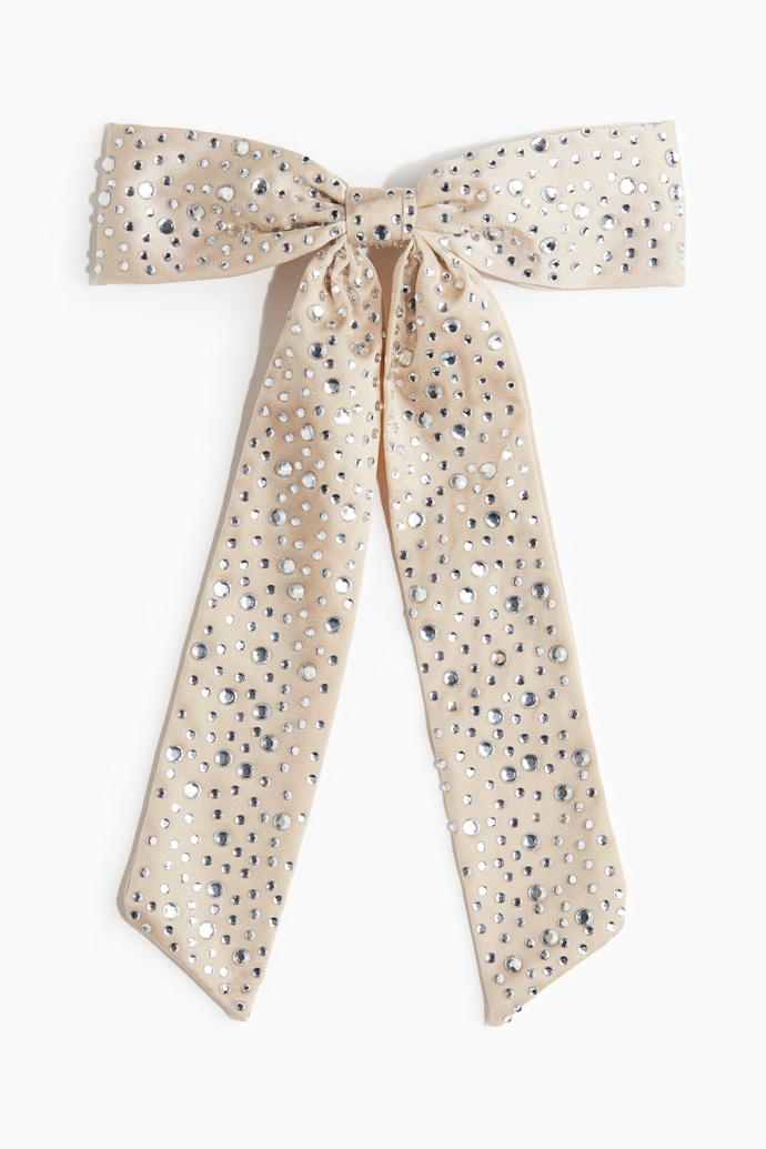 Spona s mašlí, H&M, 239 Kč
Spona s mašlí, H&M, 239 Kč