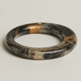 Náramek Stellaire bangle, large model, Hermès, 7100 Kč
