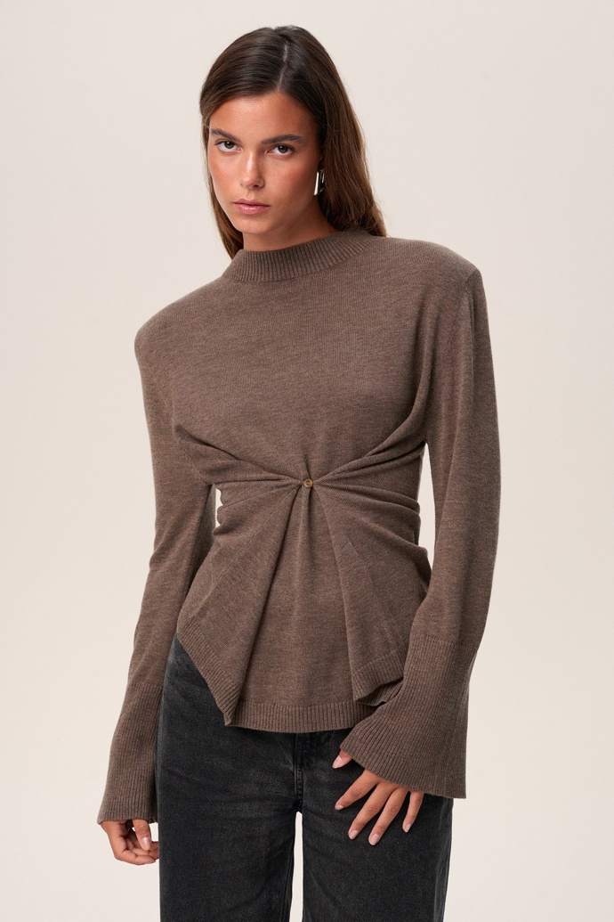 Svetr, Adoore, 110 eur
Svetr, Adoore, 110 eur