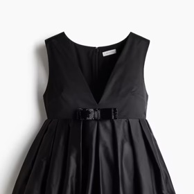 Minišaty s bublinovým lemem, H&M, 1 099 Kč
